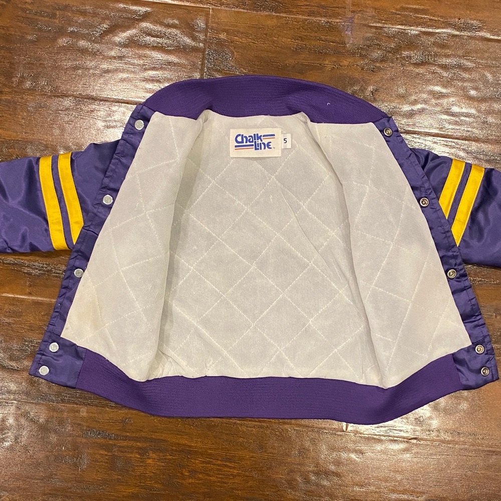 Chalk Line UW Purple & Gold 'W Huskies' Satin Varsity Jacket Kids Size 5 - Picture 11 of 12